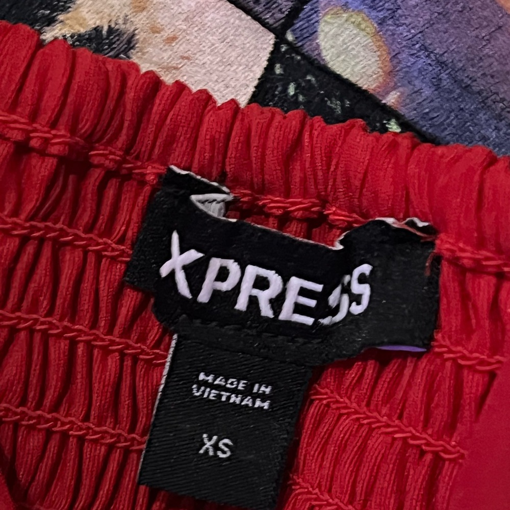NWT EXPRESS RUFFLE TOP - Picture 3 of 3